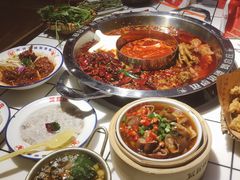 番茄鸳鸯锅-贤合庄卤味火锅(时代广场店)