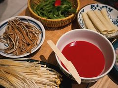 -巴奴毛肚火锅(龙湖锦艺城店)