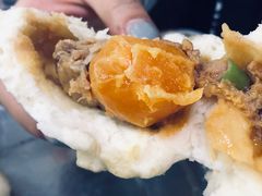咸蛋黄超人包-老陶包子铺(南大西南村店)