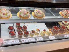 -花花卷卷·鲜食蛋糕(静安久光百货店)