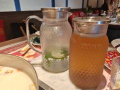 -尚尚仙·酸汤猪手·猪肚鸡火锅(华联万柳购物中心店)