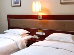 -西港航空酒店(银川南门广场机场巴士店)