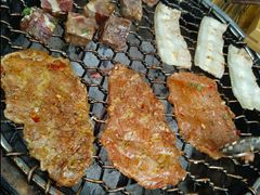 -炙忧烤肉屋(中国铁建广场店)