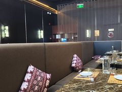 -宇安泰料(龙湖天街黑金店)