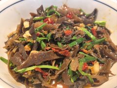 -小洞天柴火土菜馆