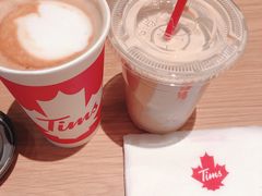 拿铁-标准杯-Tims天好咖啡(长风大悦城店)