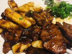 牛仔骨炒年糕-阿英煲(凉城路店)