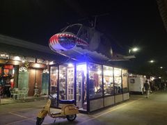 -席娜卡琳火车铁道夜市