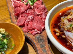 -贵厨酸汤牛肉(小十字店)