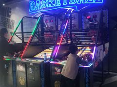 -世代星球·保龄球·镭战真人CS·团建(杨浦店)