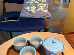 -彳亍咖啡·这里(水湾路店)