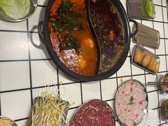 -鹿鸣山草本茶香火锅(园西路店)