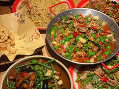 -泥糊破店小酒馆·团建聚餐(南京西路店)