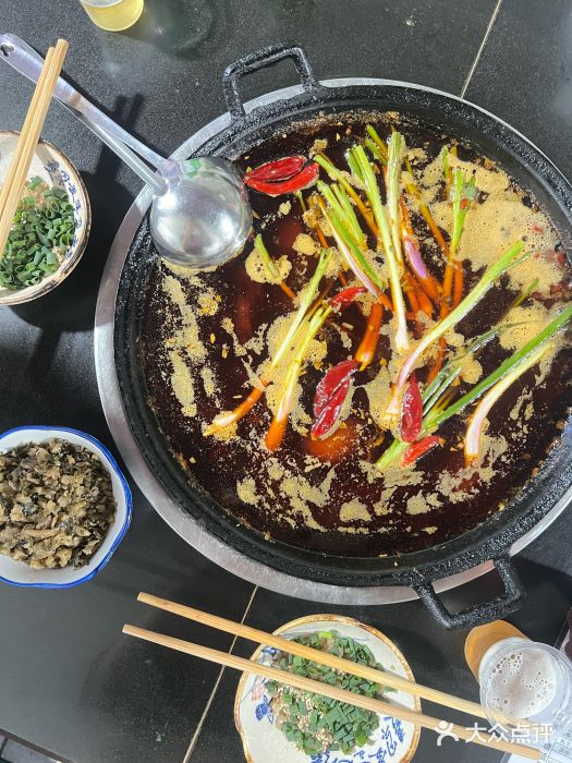 石灰市毛记烧鸡公(解放碑店)图片
