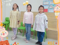 -蓝话筒·少儿成人演讲口才·主持朗诵·戏剧表演(大华第一坊店)