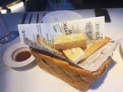 法棍切片和香草包-Wei菋·Le Bistrot