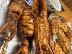 -老东镇啤酒屋海鲜加工·蒸汽海鲜·海鲜烧烤(台东店)