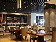 -武汉世茂希尔顿酒店·汇·全日餐厅