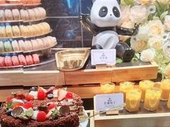-雍容荟帝王蟹活龙虾展台自助(IFS黑金店)