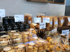 面包甜点陈列柜-那家面包房(珠江路店)