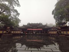 -峨眉山报国寺
