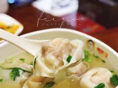 -南城香·饭香串香馄饨香(红军营店)