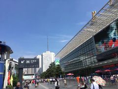 -上海站南广场-停车场