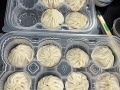 -莱莱小笼·乔艾