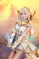 -星元素cosplay动漫摄影写真工作室