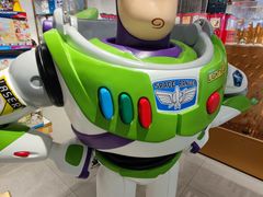 -VENCHI 闻绮(北京国贸商城店)