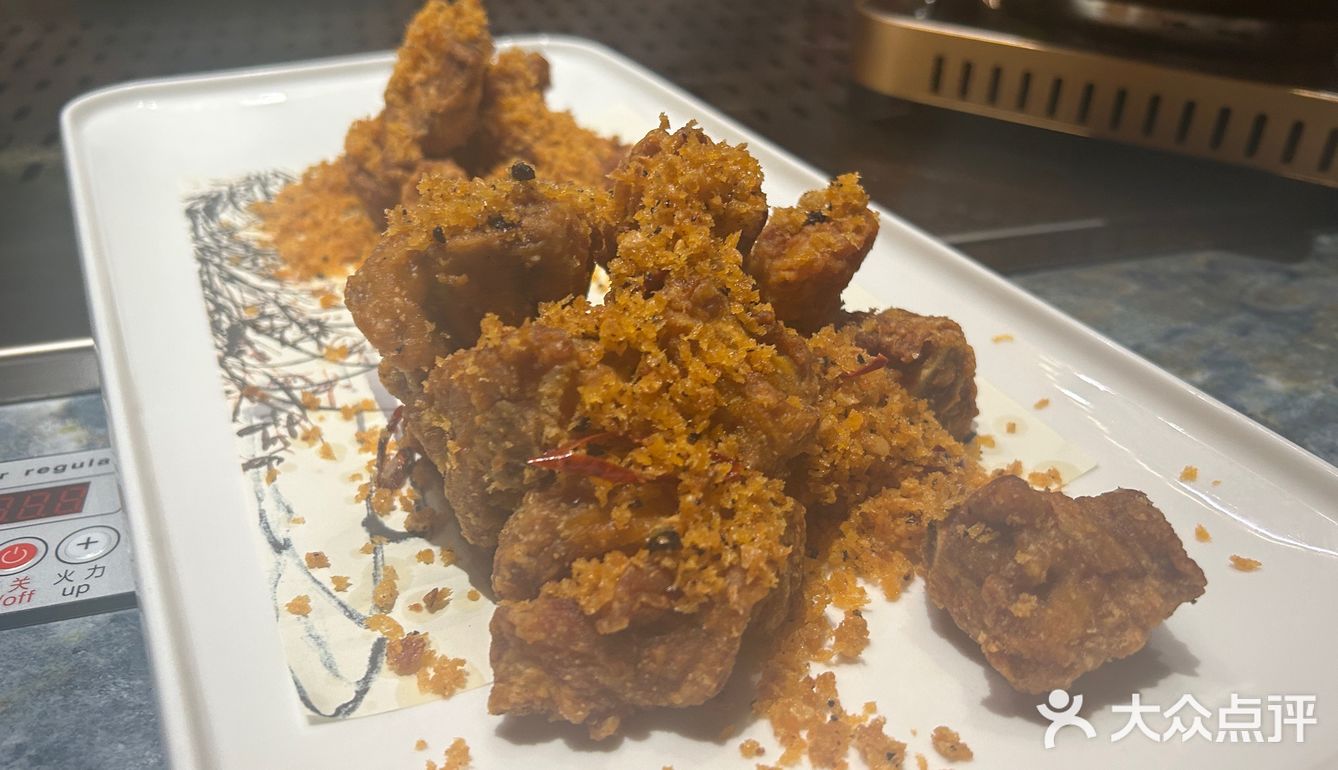 面积特别大，是上海这里特别正宗的蒙古菜