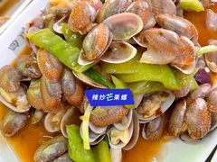 -四川小胡子海鲜(丁村万人海鲜广场店)