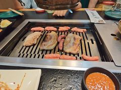 -臻牛烤肉