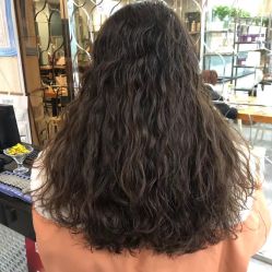 -佰亿Salon·烫染造型