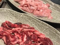 -哈哈碳都·牛肋条无限自助烤肉(台江万达店)