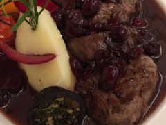 香煎嫩牛柳配招牌蔓越莓红酒汁-casamosaico卡萨马可意大利餐厅