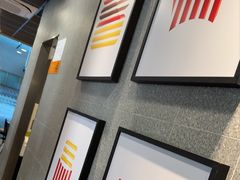 -麦当劳(轻轨曹杨路店)