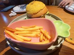 -绿茵阁西餐厅(佰港城店)