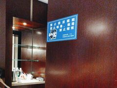-皇宫大酒店