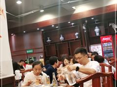 -郑东靓靓虾馆·金牌油焖大虾(天泽街店)
