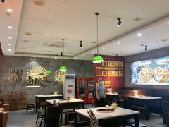 -卤校长老火锅(杨家坪直营店)