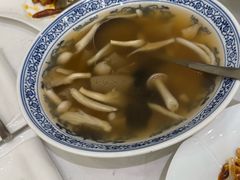 -梅龙镇酒家(南京西路总店)