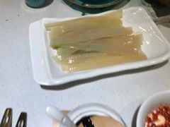 -墨居上隐·院子里火锅(峨眉店)