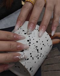 -鲸彩·美甲美睫科技护肤