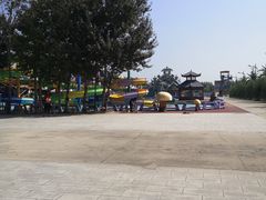 -沈阳龙润夏宫温泉水乐园