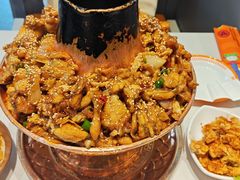 -锅立方•炭火蛙锅(六合万达广场店)