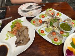 -Dang restaurant (patong phuket)