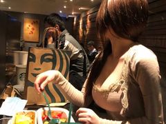 -星巴克(深圳世界金融中心店)