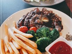 -WOLFGANG PUCK KITCHEN & BAR(迪士尼小镇店)