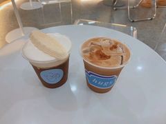 -HUGS coffee(东区店)